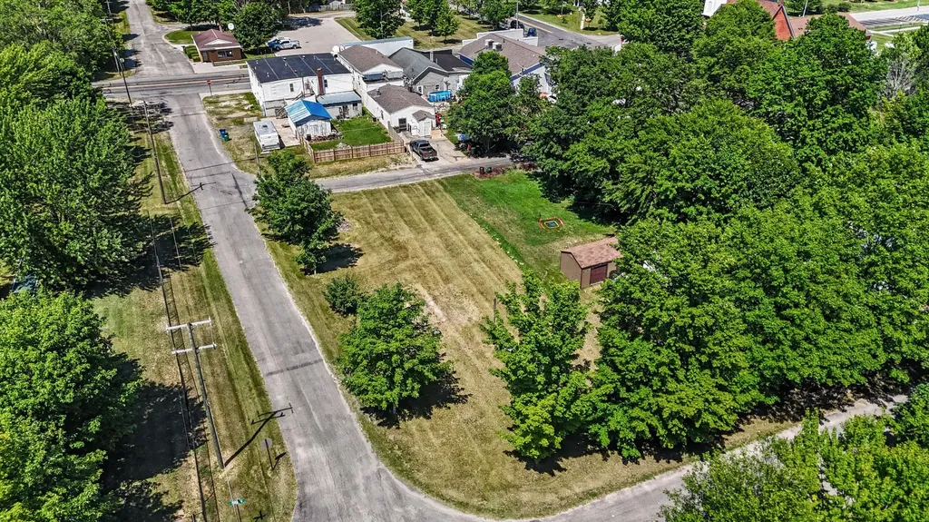 5697 W Fox Road Golden Township MI 49436