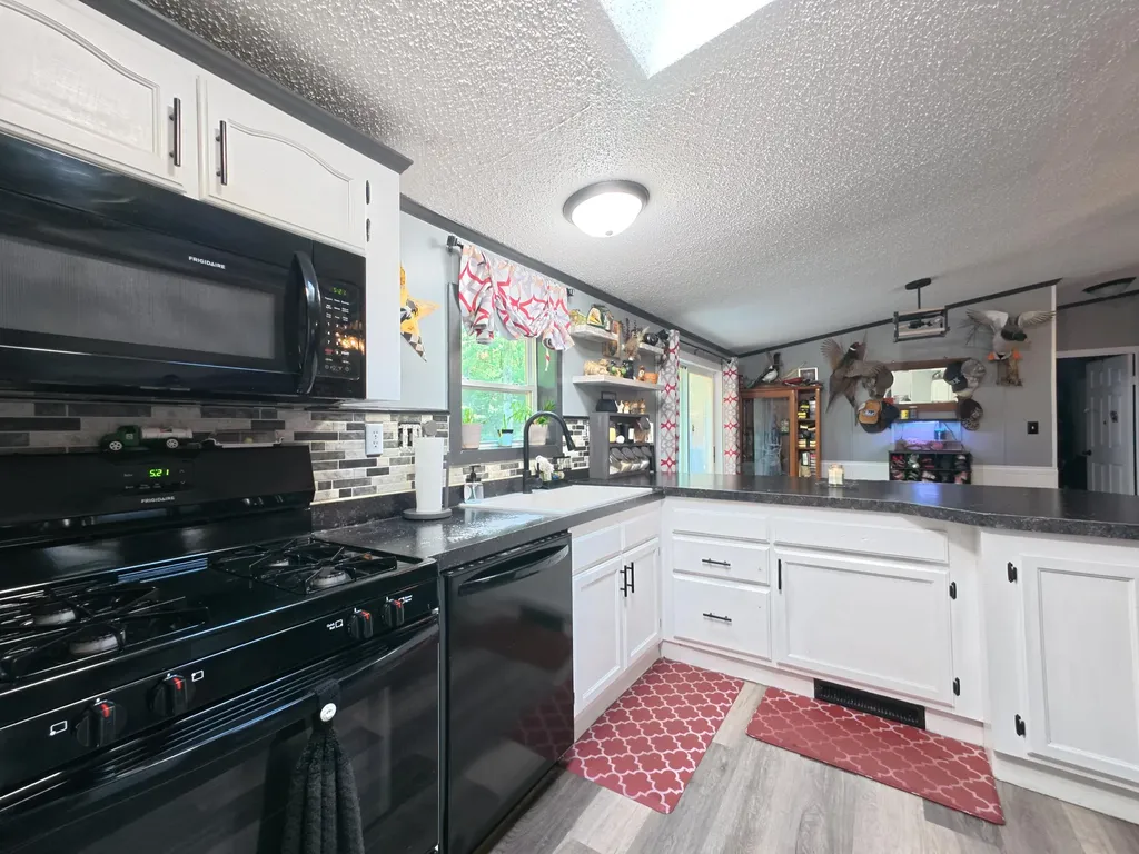 18233 Old House Road Norman Township MI 49689