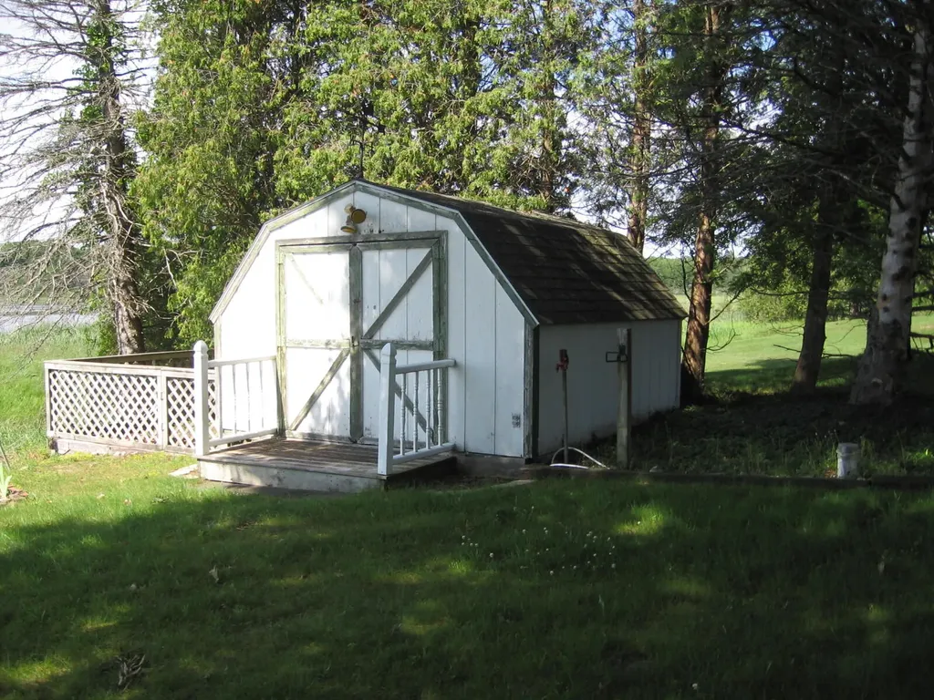 1529 N Betty Avenue Pere Marquette Charter Township MI 49431