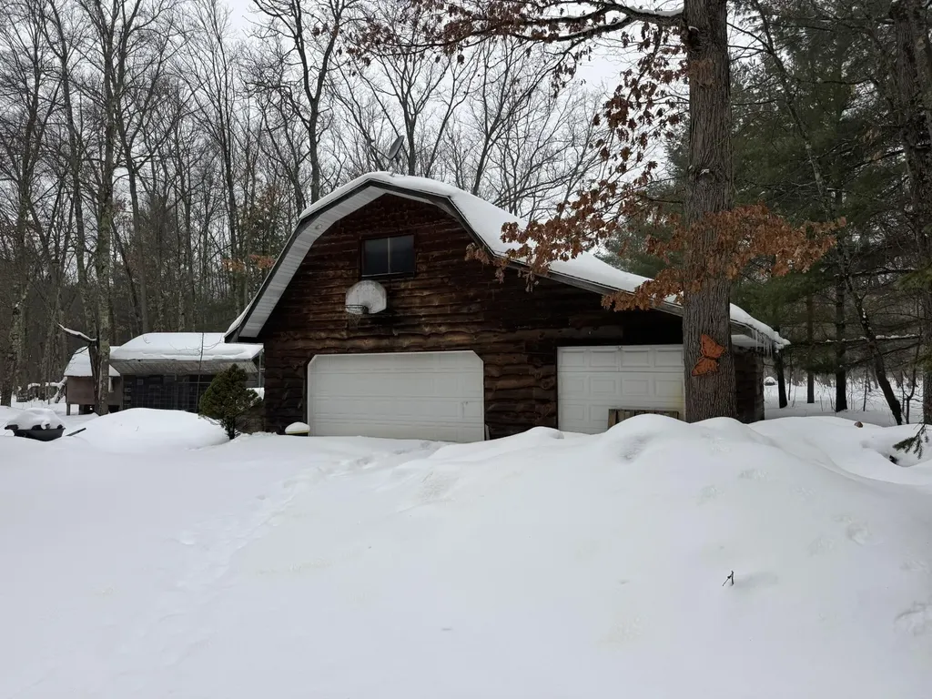 2772 Skidmore Road Dickson Township MI 49619