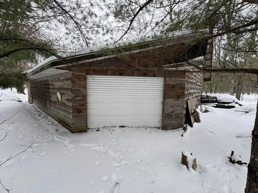 2772 Skidmore Road Dickson Township MI 49619