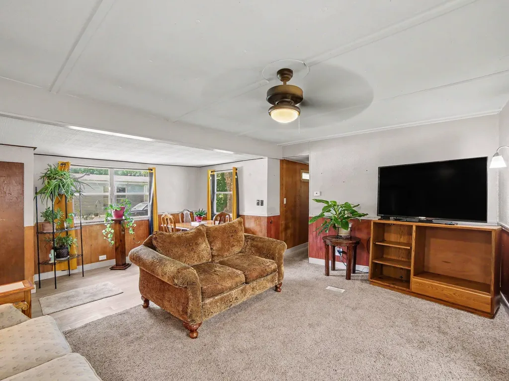 5648 W Johnson Road Pere Marquette Charter Township MI 49431