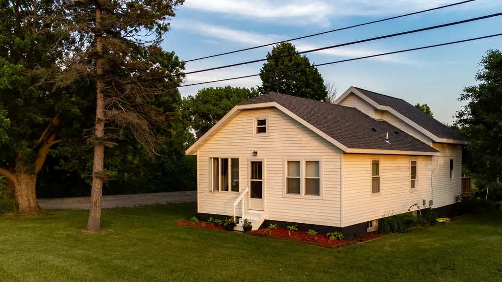 959 E Us Highway 10 Custer Township MI 49454