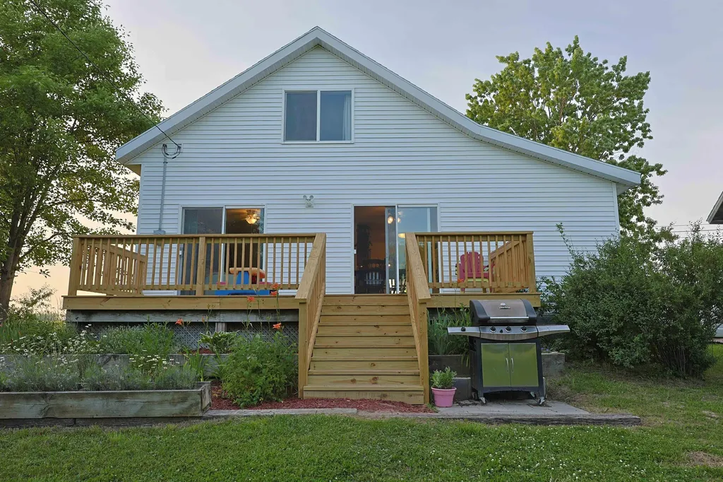 959 E Us Highway 10 Custer Township MI 49454