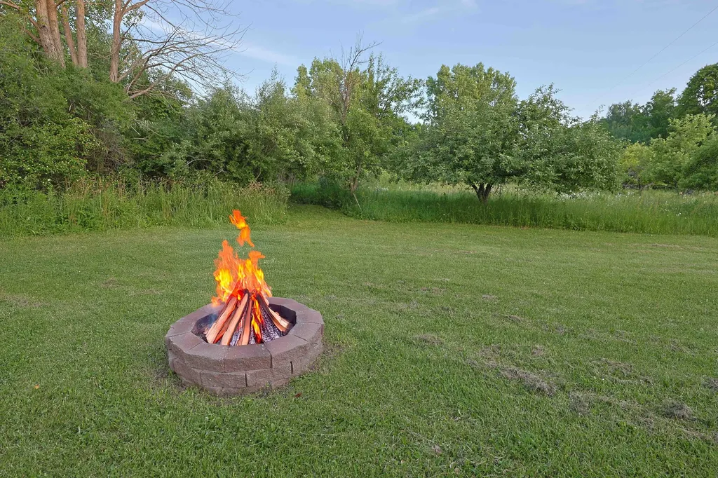 959 E Us Highway 10 Custer Township MI 49454