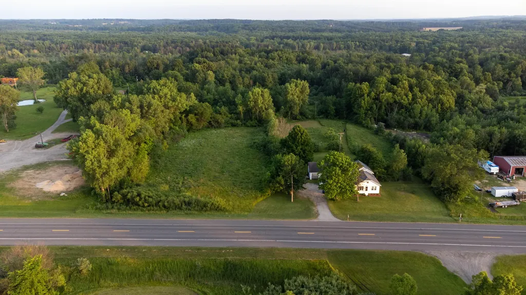 959 E Us Highway 10 Custer Township MI 49454