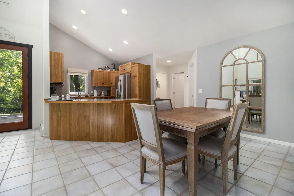 5410 W Oak Ridge Drive Hamlin Township MI 49431