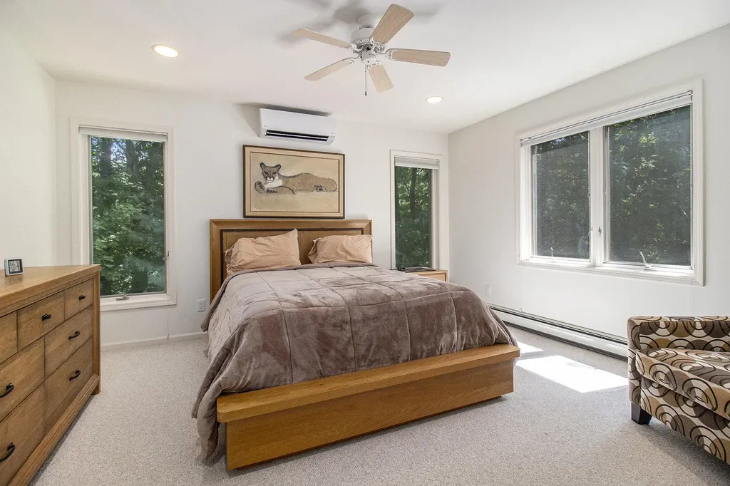 5410 W Oak Ridge Drive Hamlin Township MI 49431