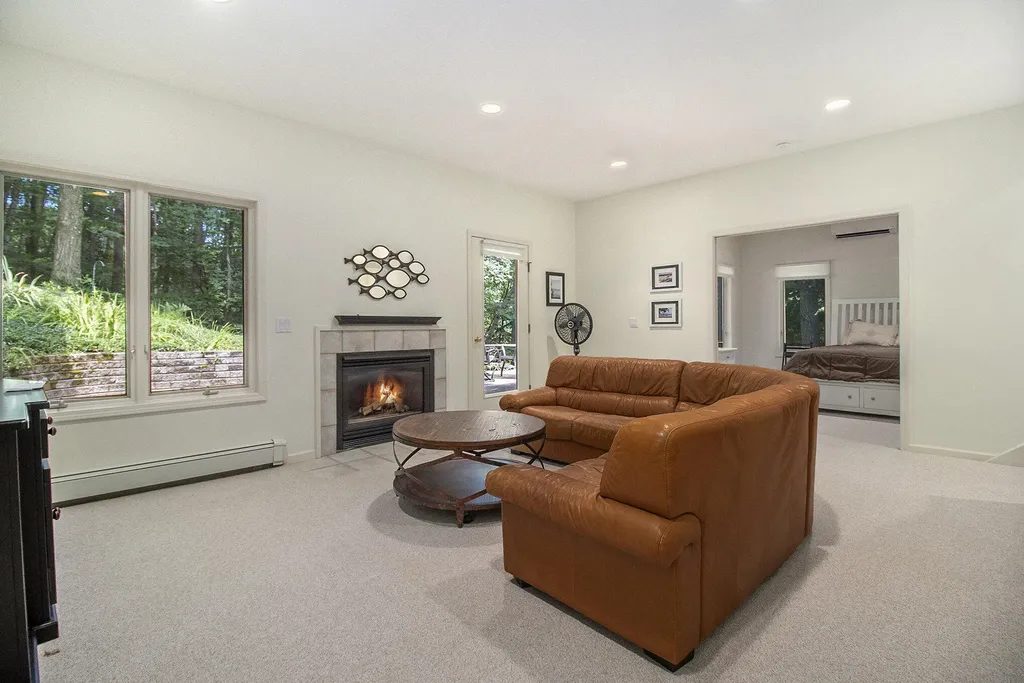 5410 W Oak Ridge Drive Hamlin Township MI 49431