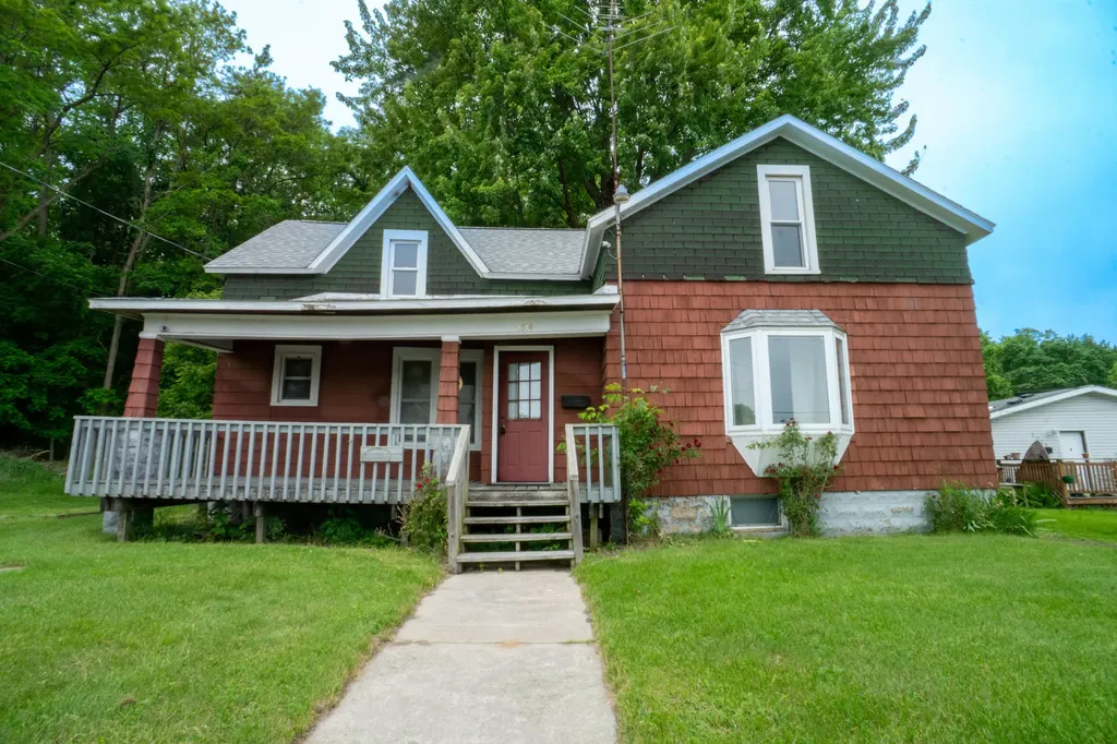 1514 Main Street Manistee City MI 49660