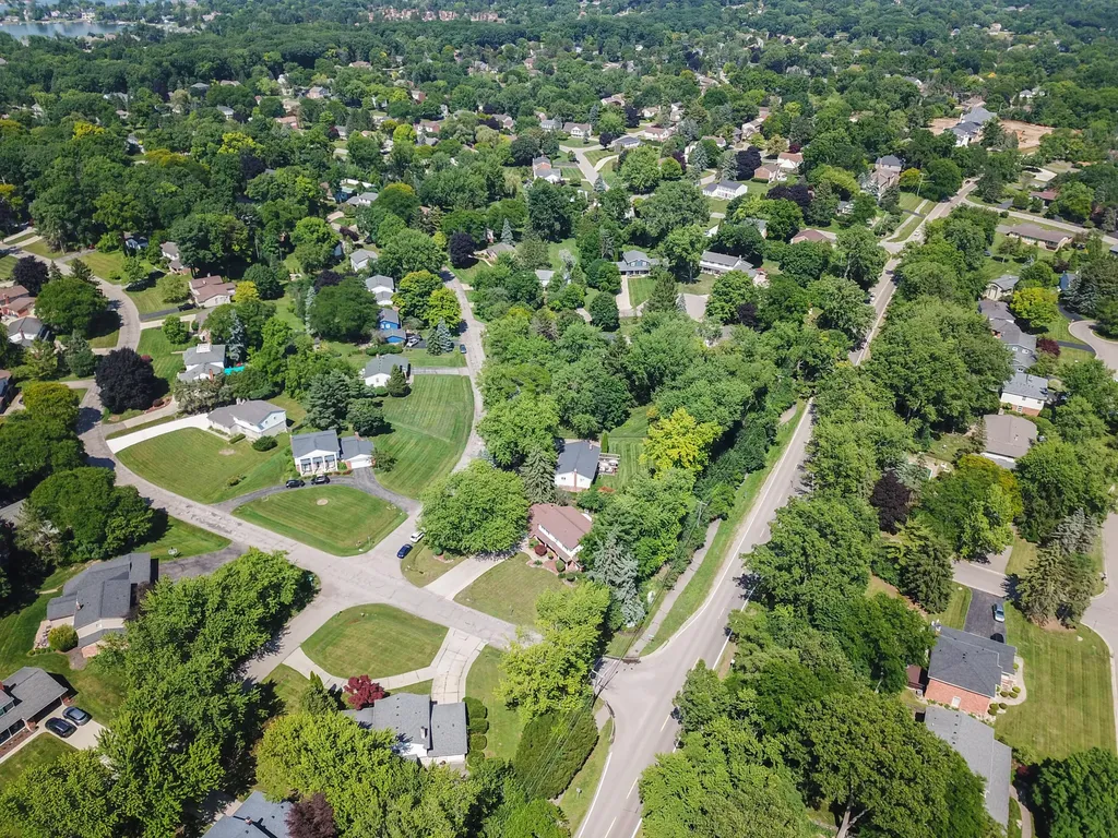 4389 Westover Drive West Bloomfield Charter Township MI 48323