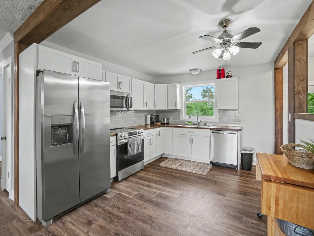 2209 E Madison Road Crystal Township MI 49420