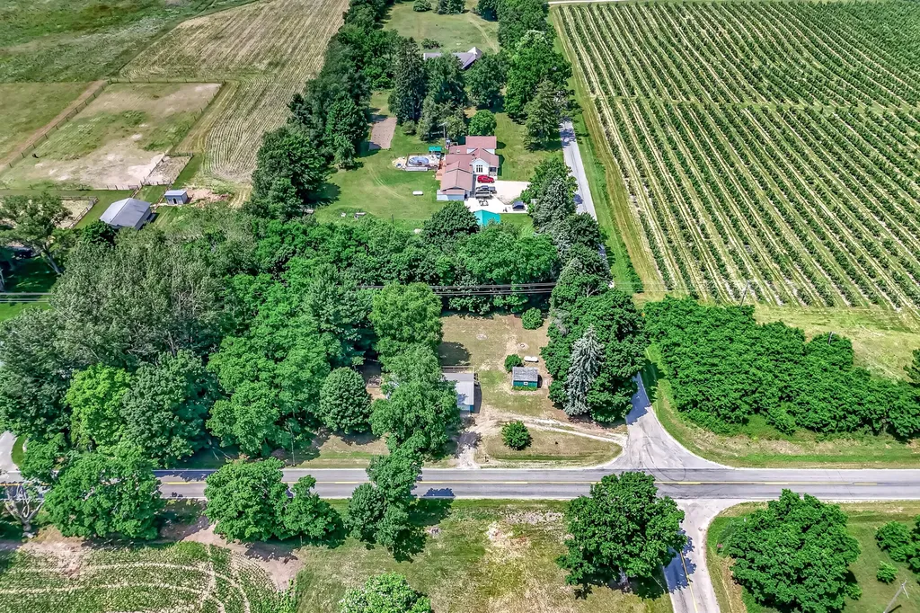 2423 S 40th Avenue Benona Township MI 49455