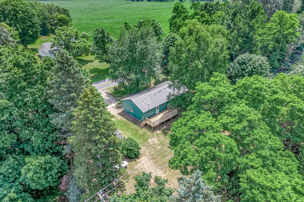 2423 S 40th Avenue Benona Township MI 49455