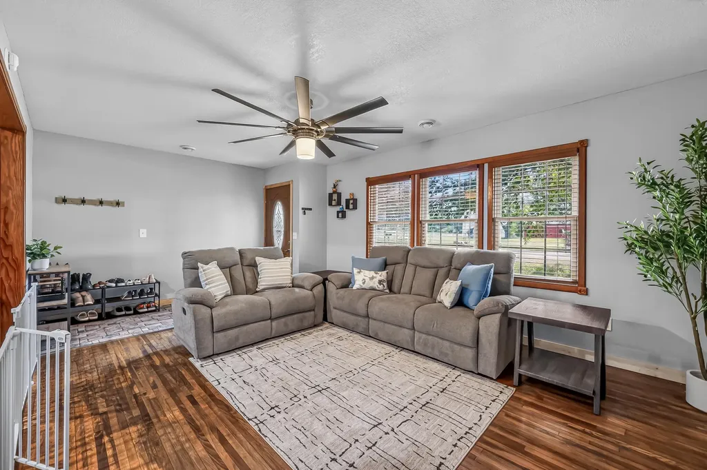 2423 S 40th Avenue Benona Township MI 49455