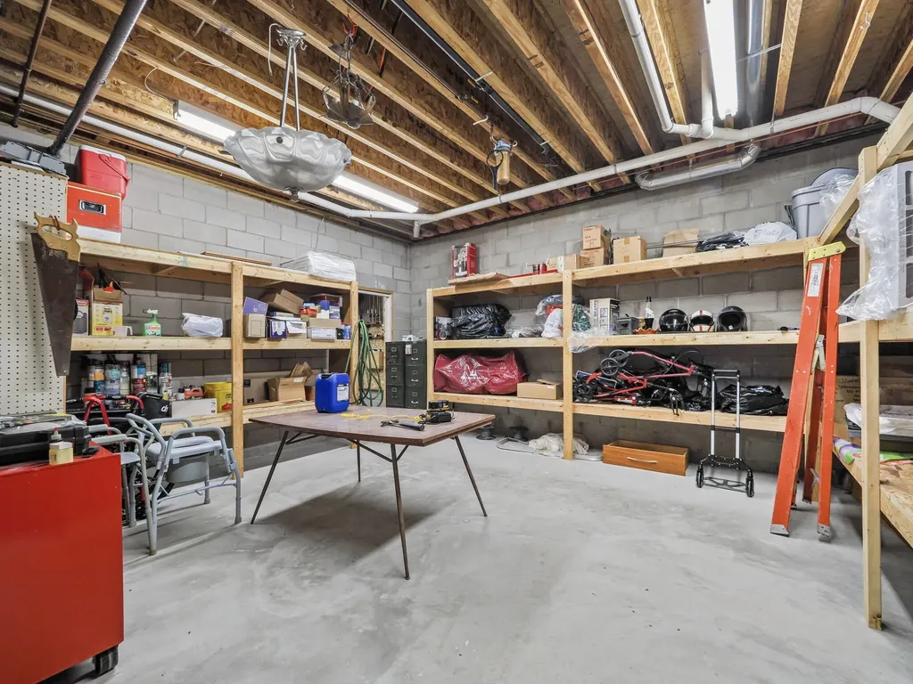 11425 Kerry Road Brown Township MI 49619