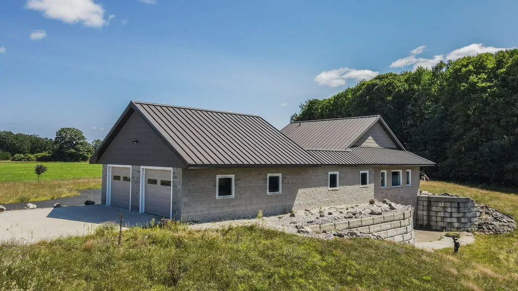 11425 Kerry Road Brown Township MI 49619