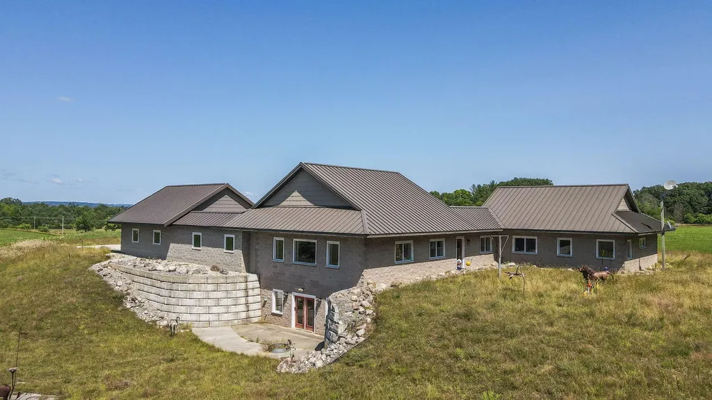 11425 Kerry Road Brown Township MI 49619