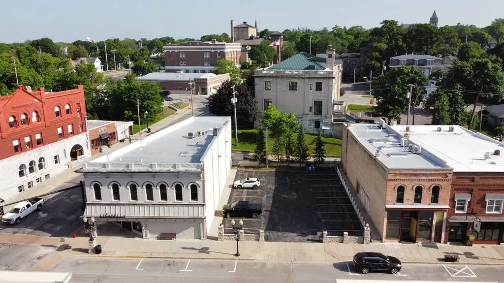 401 River Street Manistee City MI 49660