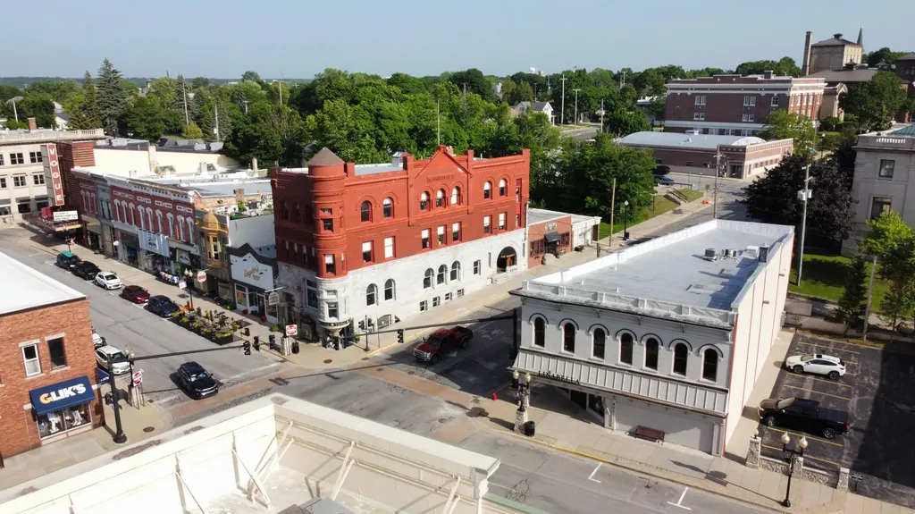 401 River Street Manistee City MI 49660