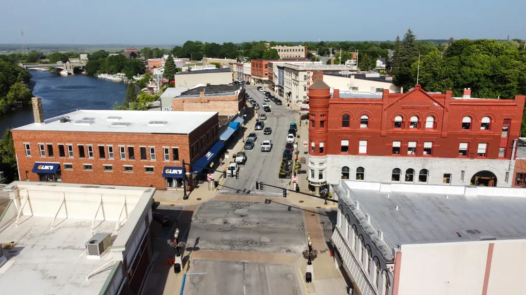 401 River Street Manistee City MI 49660