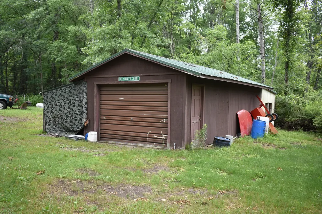 2194 W Jab Drive Pleasant Plains Township MI 49304