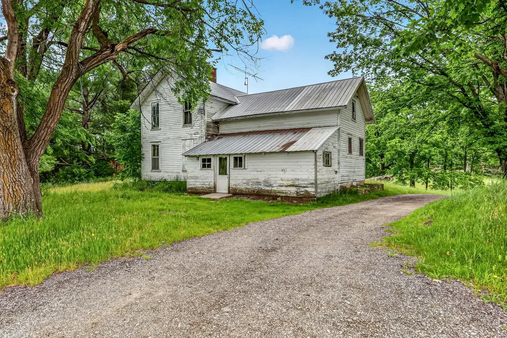 1085 S 96th Avenue Shelby Township MI 49455