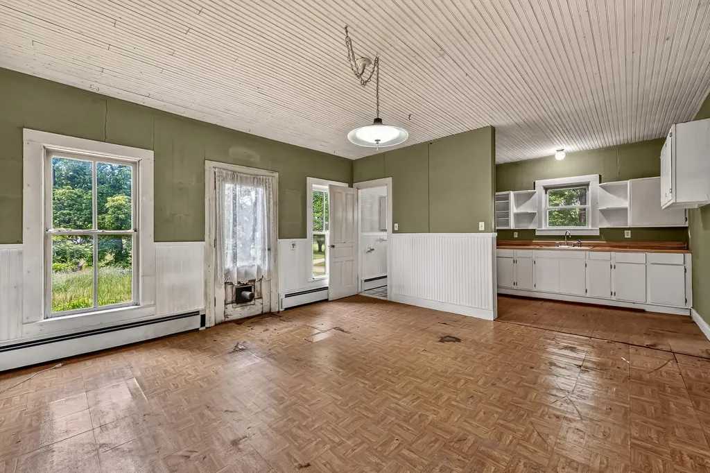 1085 S 96th Avenue Shelby Township MI 49455