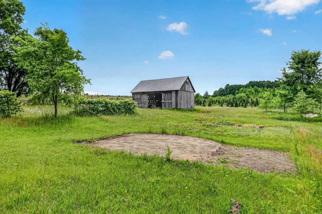 1085 S 96th Avenue Shelby Township MI 49455