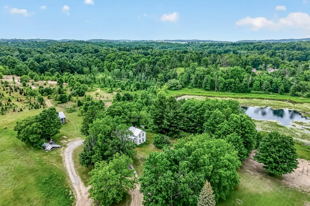 1085 S 96th Avenue Shelby Township MI 49455