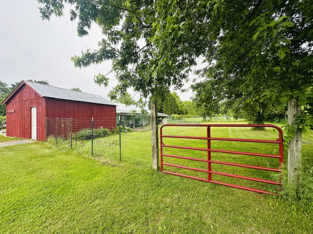 5372 Milarch Road Manistee Township MI 49660