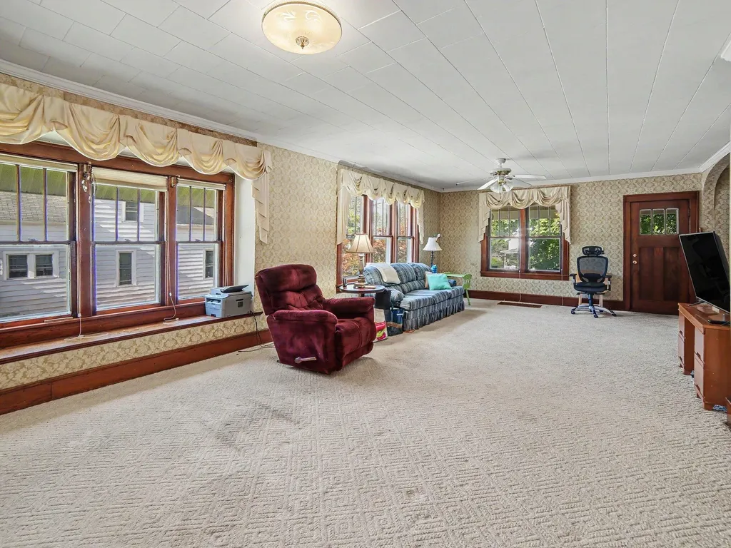 503 S Washington Avenue Ludington City MI 49431
