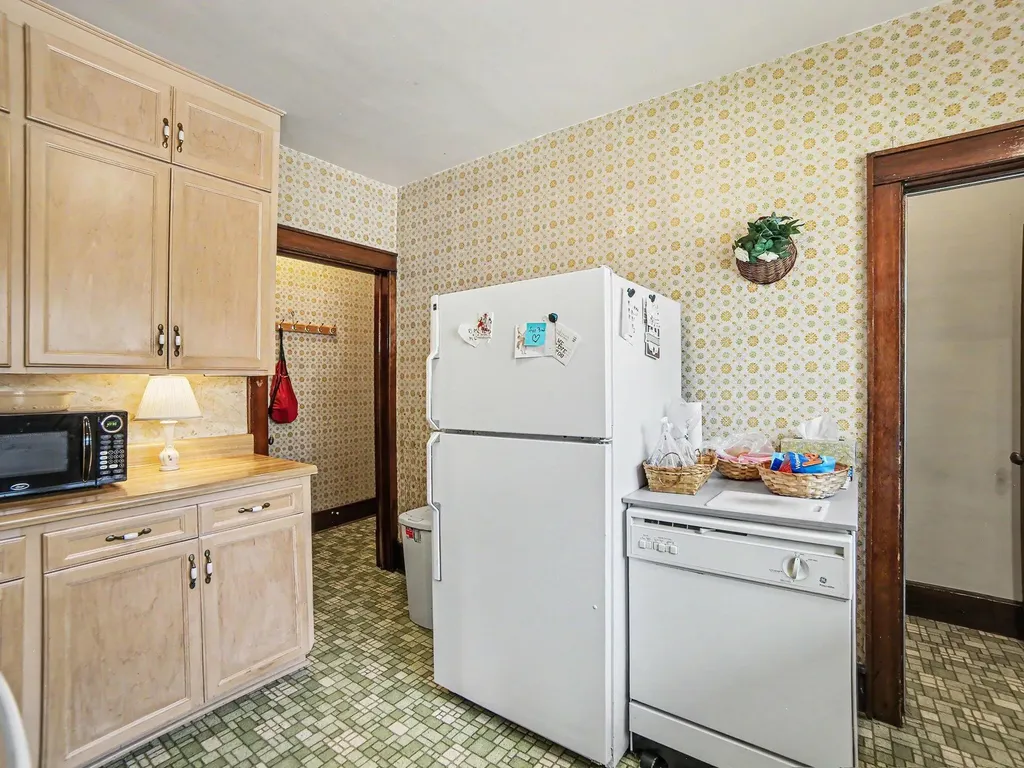 503 S Washington Avenue Ludington City MI 49431