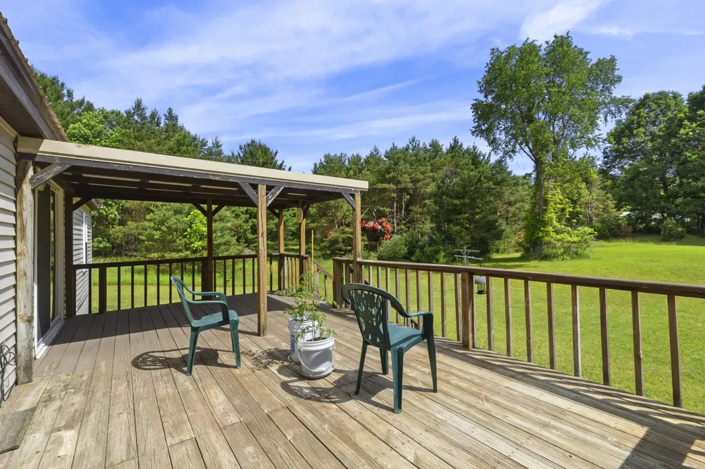 4247 S Scenic Highway Blaine Township MI 49635