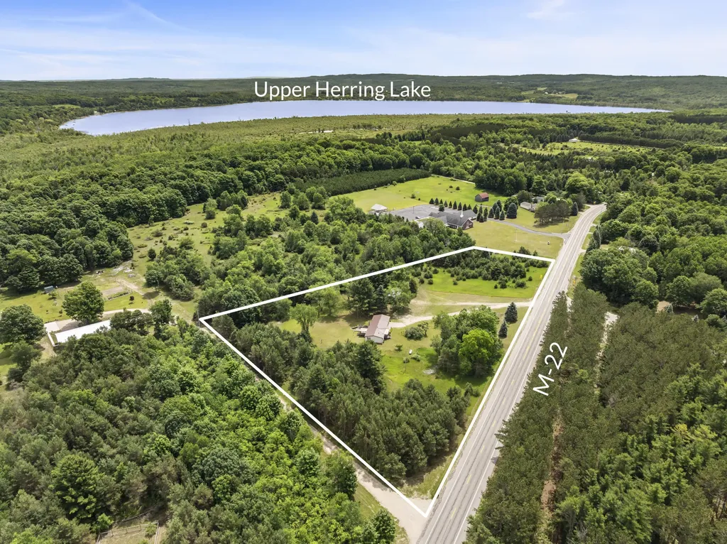 4247 S Scenic Highway Blaine Township MI 49635