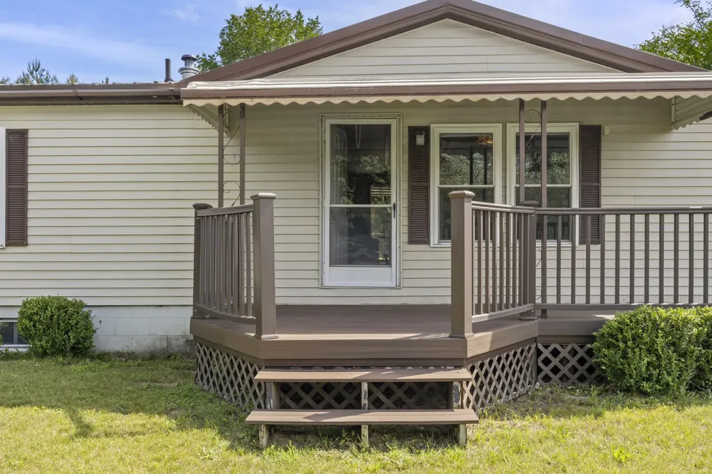 4247 S Scenic Highway Blaine Township MI 49635