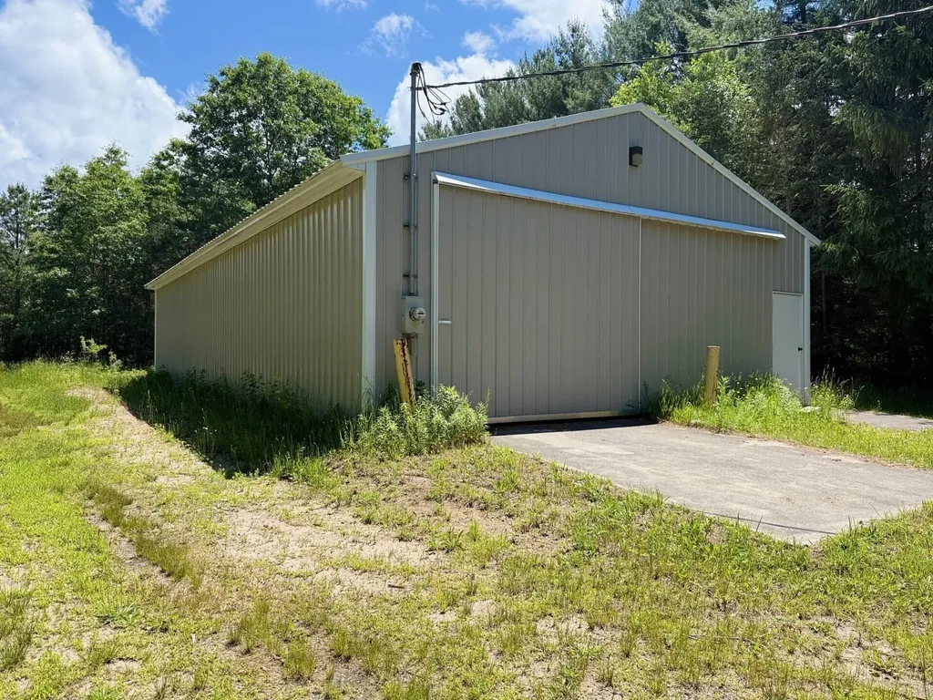 9748 N Us 31 Unknown City MI 49431