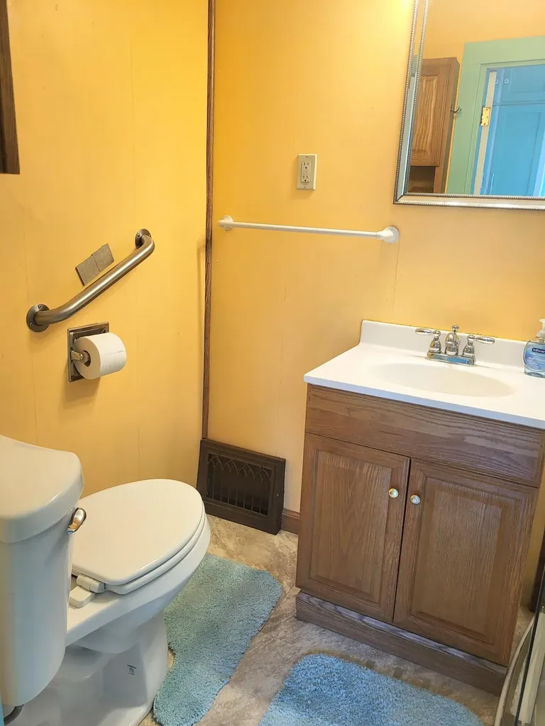 254 4th Avenue Manistee City MI 49660