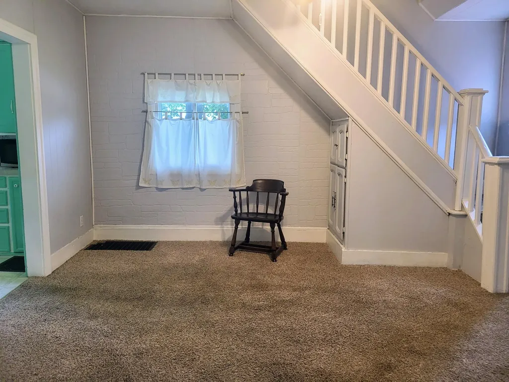 254 4th Avenue Manistee City MI 49660