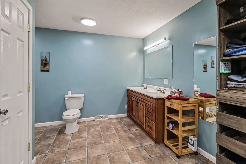 3585 N 72nd Avenue Hart Township MI 49420