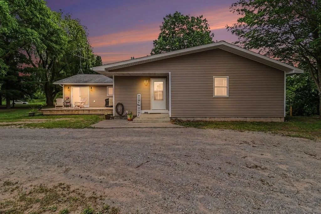 3585 N 72nd Avenue Hart Township MI 49420