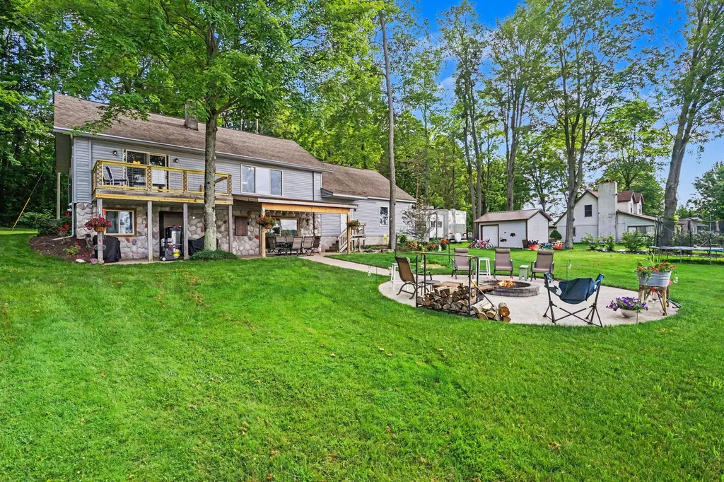 9039 E Ensign Court Newfield Township MI 49421