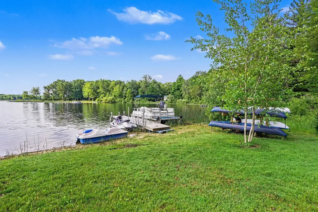 9039 E Ensign Court Newfield Township MI 49421