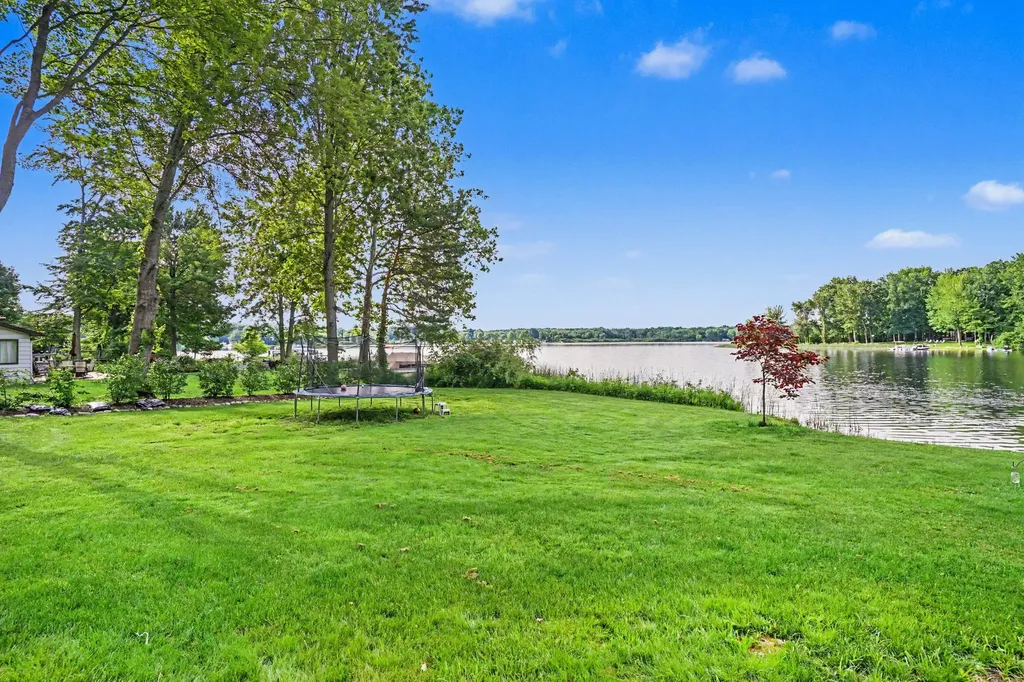 9039 E Ensign Court Newfield Township MI 49421