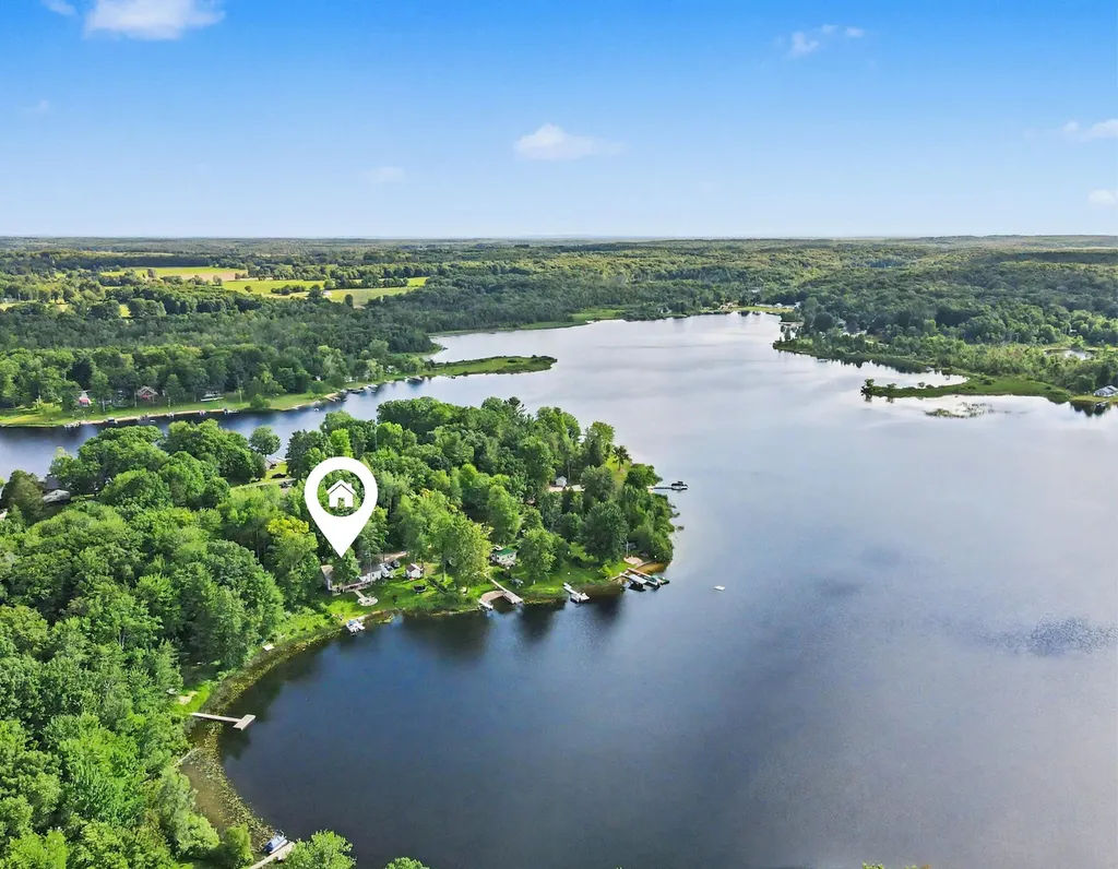 9039 E Ensign Court Newfield Township MI 49421