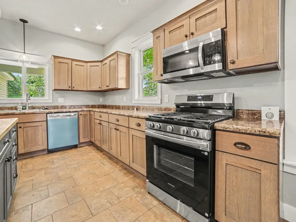 206 E Broadway Street Scottville City MI 49454