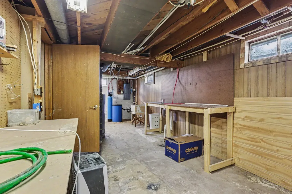 728 Ohio Avenue Fremont City MI 49412