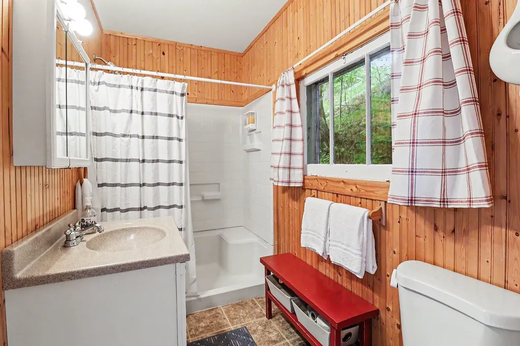 3802 N Lakeshore Drive Hamlin Township MI 49431