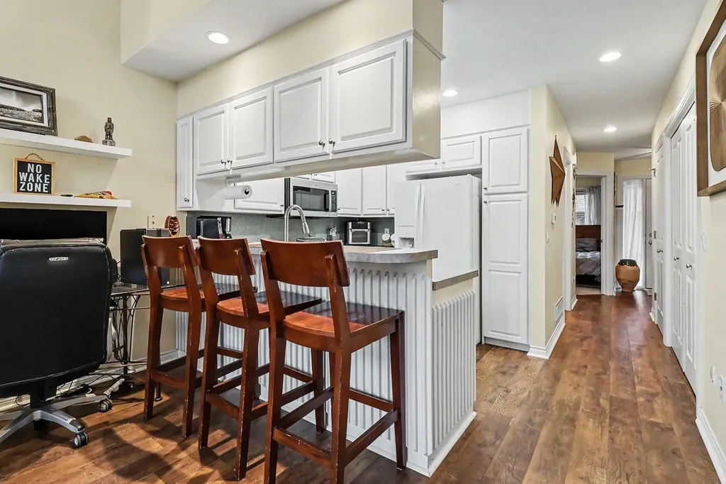 84 Harbor Drive Ludington City MI 49431