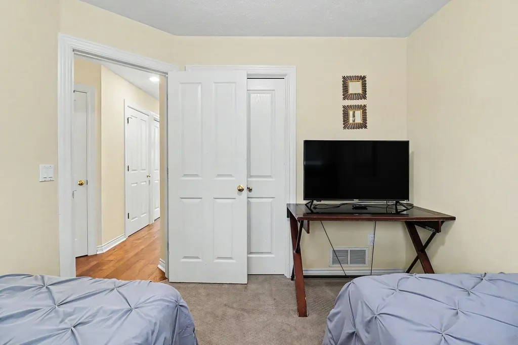 84 Harbor Drive Ludington City MI 49431